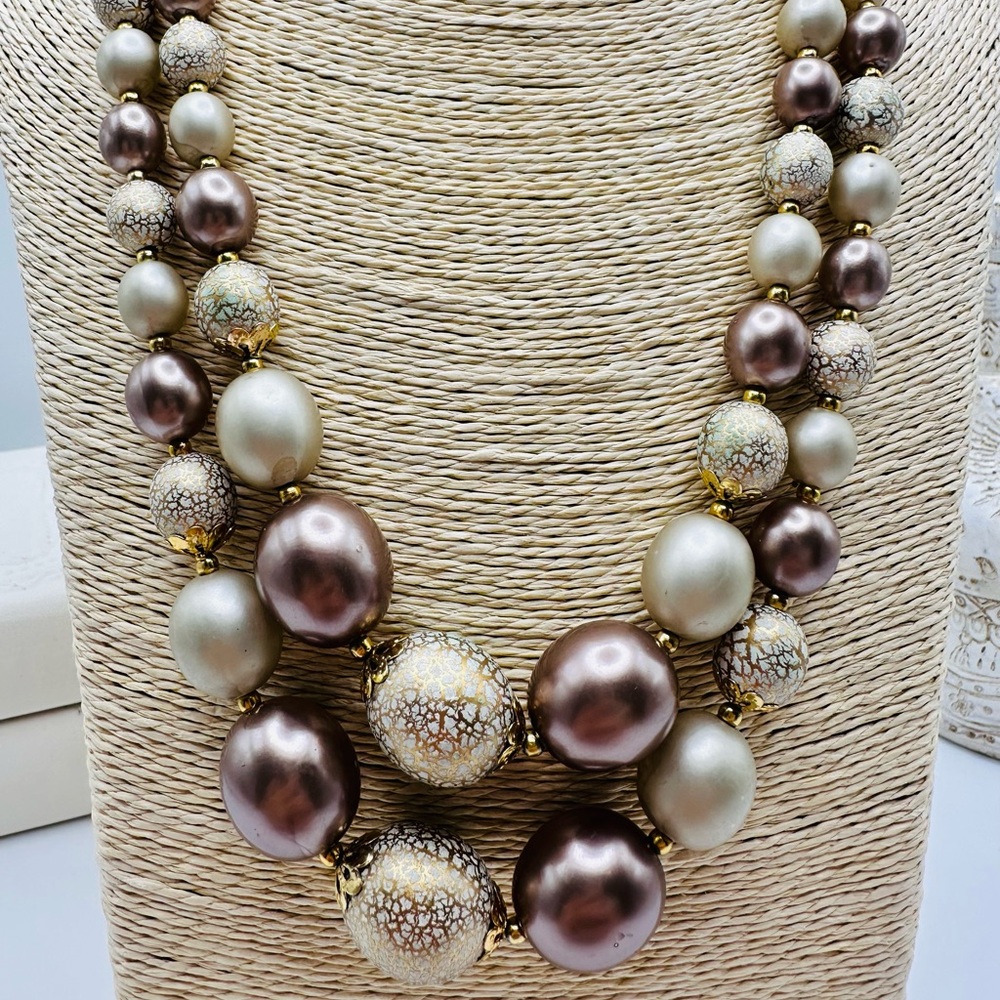 Elegant Vintage Multi-Tone Beaded Necklace made in Hong Kong